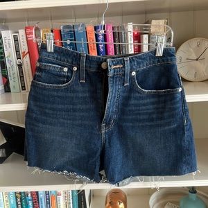 Madewell curvy high rise denim shorts size 27